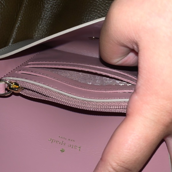 Kate Spade Wallet - Picture 3 of 4
